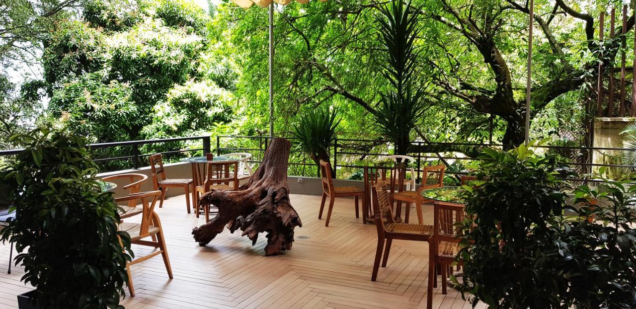 V Grand Hotel, A Member Of Radisson Individuals Medellín Exterior foto
